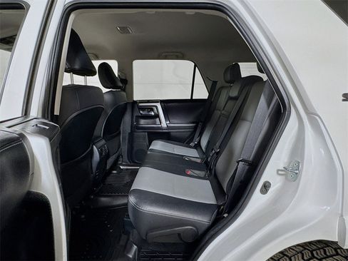 Used 2018 Toyota 4Runner SR5 image 21