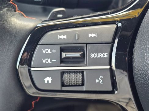 Certified 2025 Honda Pilot Sport image 26