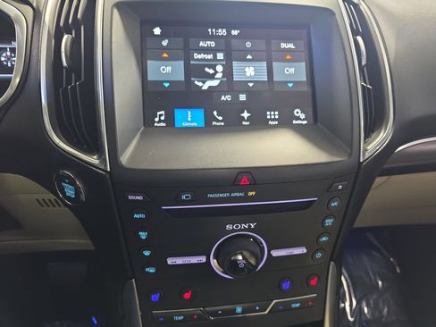 Used 2016 Ford Edge Titanium w/ Equipment Group 302A FWD image 24