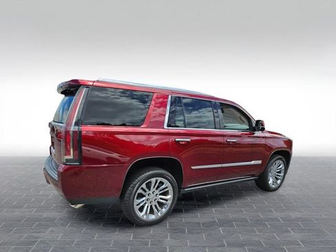 Used 2018 Cadillac Escalade Premium Luxury w/ LPO, Radiant Package AWD/4WD image 5