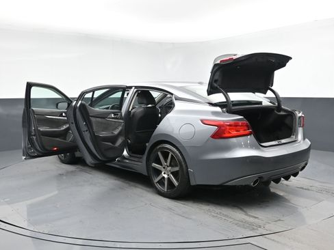 Used 2016 Nissan Maxima SR FWD image 26