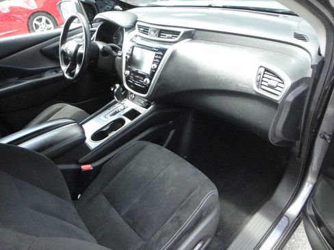 Used 2019 Nissan Murano SV AWD/4WD image 14