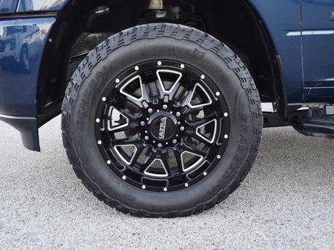 Used 2024 RAM 2500 Laramie w/ Night Edition image 25