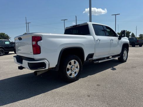 Used 2022 Chevrolet Silverado 2500 LTZ w/ Z71 Chrome Sport Edition AWD/4WD image 7