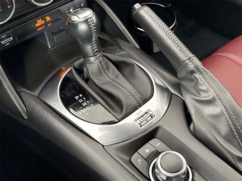 Used 2020 MAZDA MX-5 Miata RF Grand Touring image 27