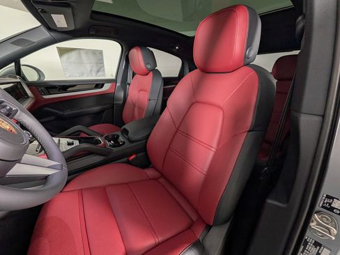 New 2026 Porsche Cayenne S AWD/4WD image 5