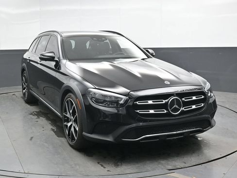 Used 2022 Mercedes-Benz E 450 4MATIC All-Terrain Wagon image 6