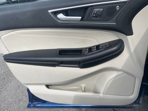 Used 2020 Ford Edge Titanium w/ Equipment Group 301A image 20