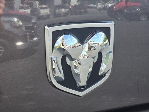 Used 2019 RAM 1500 Express AWD/4WD image 14