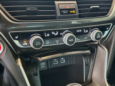 Used 2022 Honda Accord Sport Special Edition image 13