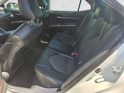 Used 2021 Toyota Camry SE w/ Carpet Mat Package (TMS) FWD image 17
