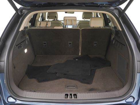 Used 2019 Lincoln Nautilus Reserve AWD/4WD image 9