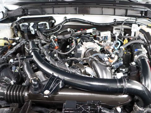 Used 2022 Ford Bronco Wildtrak image 28