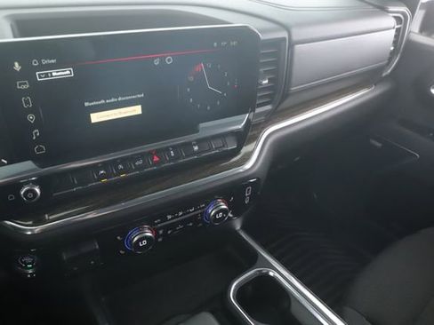 Used 2025 GMC Sierra 1500 Elevation w/ Preferred Package image 26