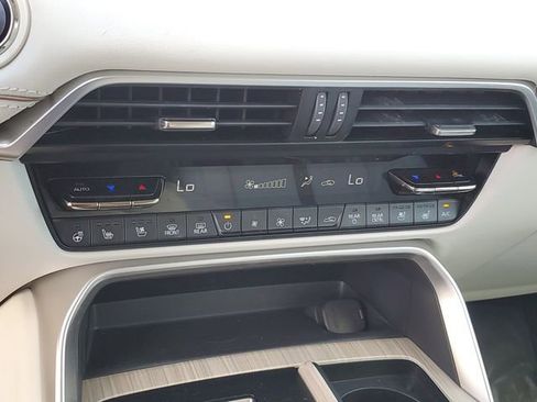 Used 2024 MAZDA CX-90 3.3 Turbo w/ Premium Plus Pkg image 28