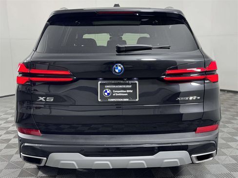 Used 2025 BMW X5 xDrive50e w/ Premium Package image 9