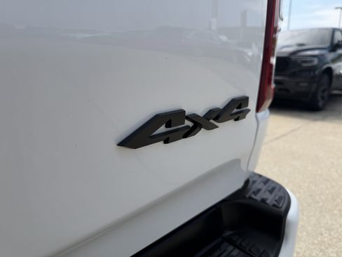 Used 2023 RAM 1500 Big Horn AWD/4WD image 10