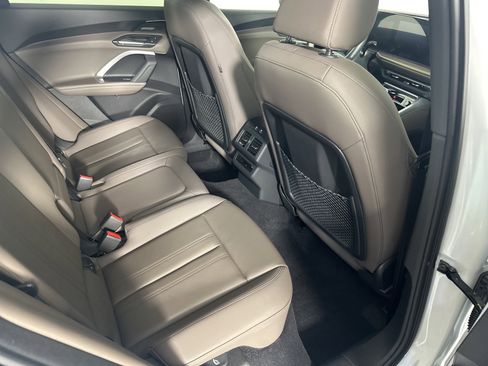 Used 2025 Audi Q5 Premium Plus w/ Premium Plus image 13