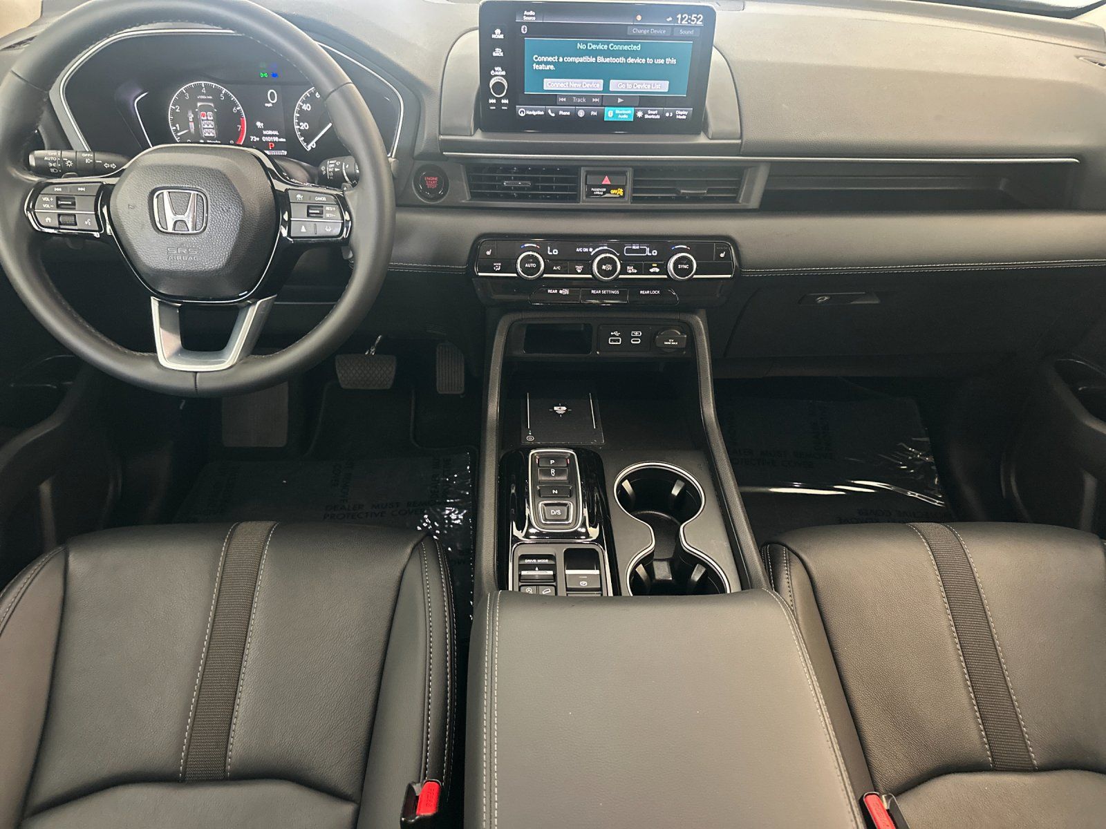 Used 2025 Honda Pilot Touring image 13