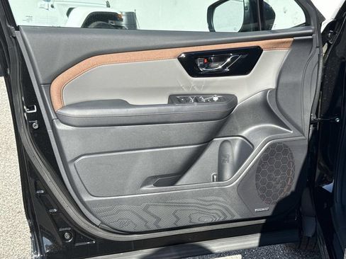 New 2026 Subaru Forester Sport AWD/4WD image 18
