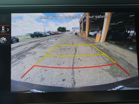 Used 2024 Kia Sportage LX image 26