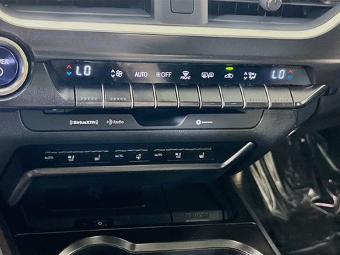 Used 2022 Lexus UX 250h w/ Premium Package AWD/4WD image 15