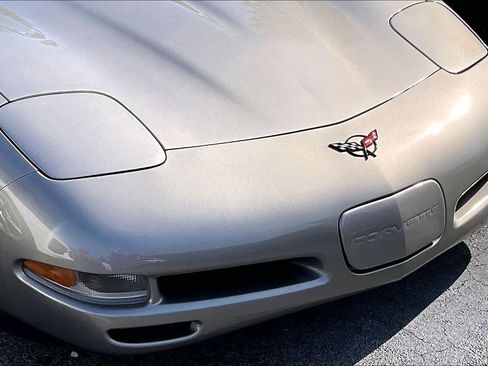Used 1999 Chevrolet Corvette w/ Memory Pkg image 28