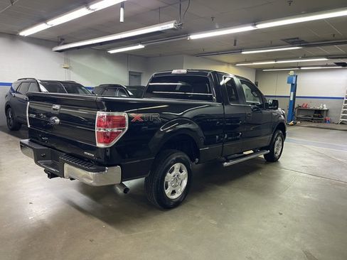 Used 2013 Ford F150 XLT w/ Mid Equipment Group image 8