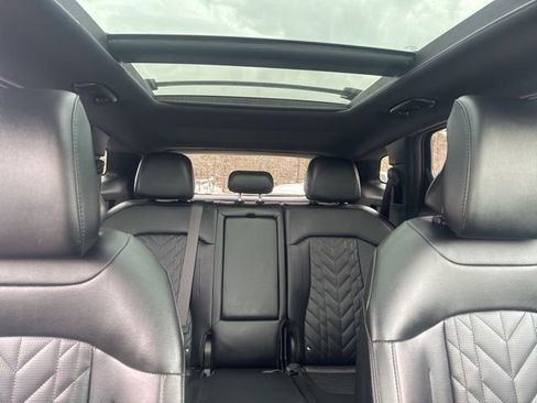 Used 2024 Kia Sportage X-Line w/ X-Line Premium Package AWD/4WD image 36
