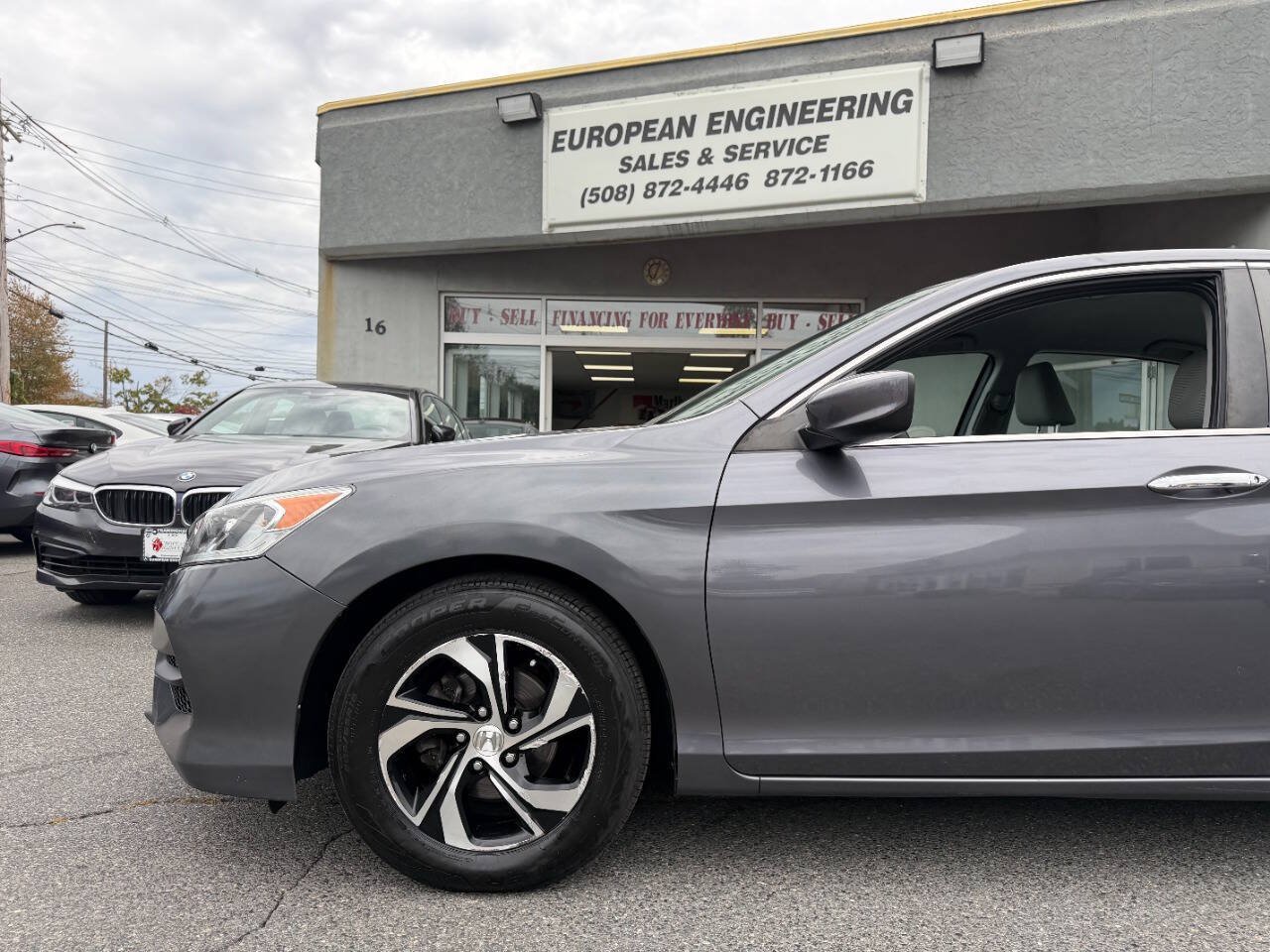 Used 2016 Honda Accord LX image 9