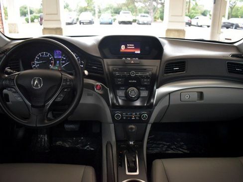 Used 2016 Acura ILX FWD image 13
