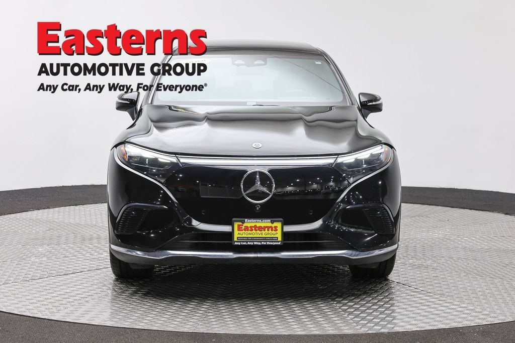 Used 2023 Mercedes-Benz EQS 450+ SUV image 4