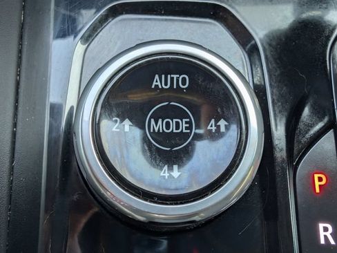Used 2024 Chevrolet Colorado Trail Boss AWD/4WD image 24