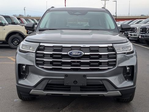 New 2026 Ford Explorer Active image 8