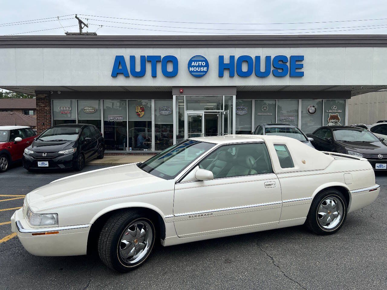 Used 1999 Cadillac Eldorado w/ Comfort/Convenience Pkg FWD image 7