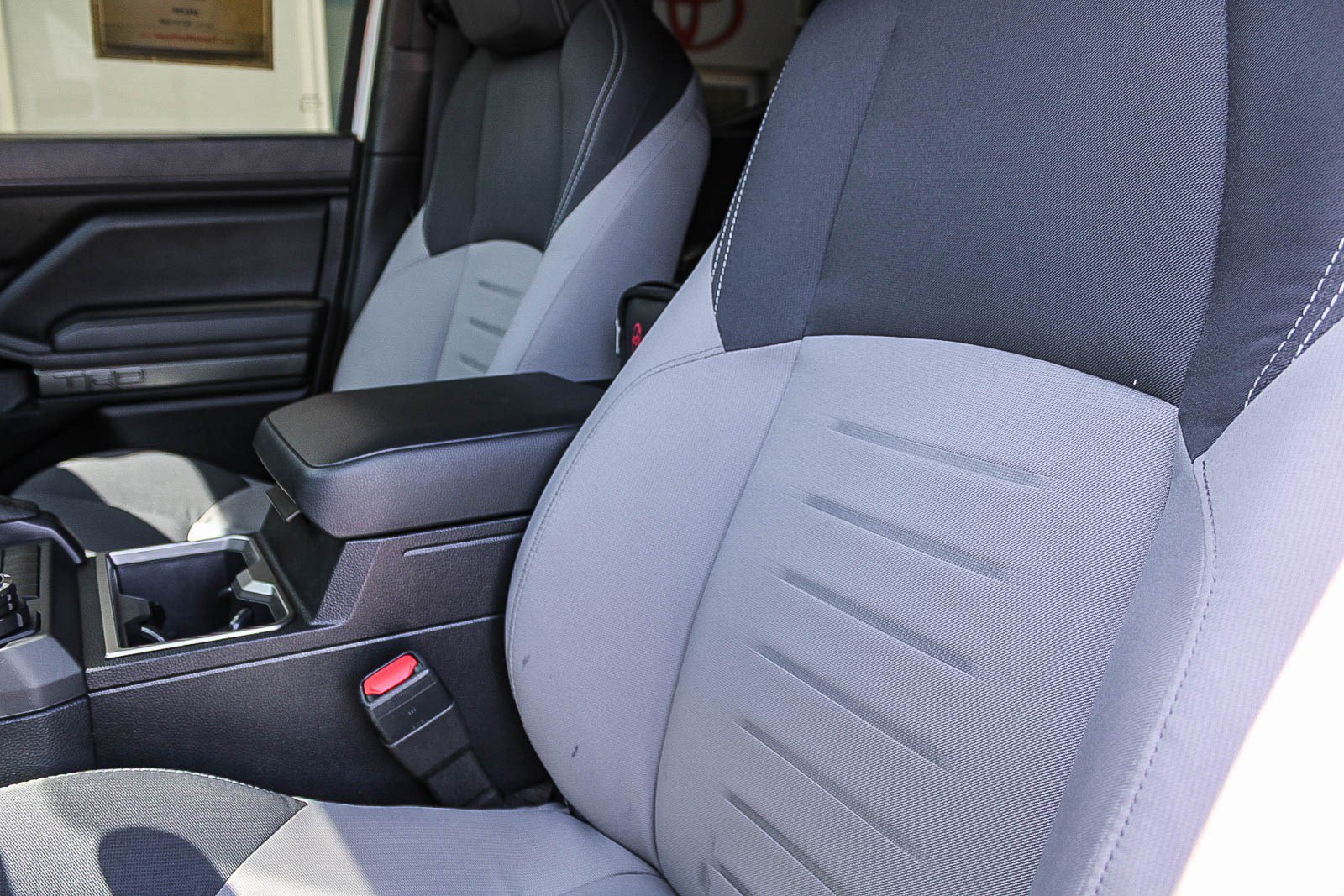 Used 2025 Toyota Tacoma TRD Sport AWD/4WD image 24