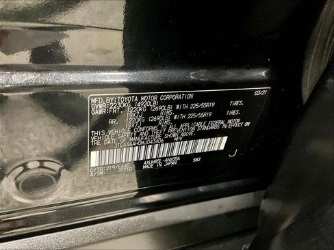 Used 2021 Toyota Venza XLE w/ Softex Package AWD/4WD image 19