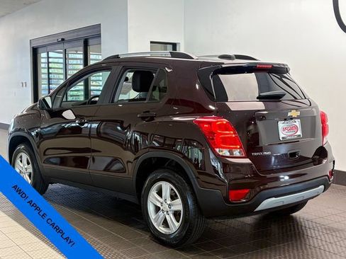Used 2022 Chevrolet Trax LT w/ LT Convenience Package AWD/4WD image 4