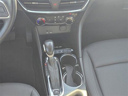 Used 2024 Buick Encore GX Sport Touring w/ Advanced Technology Package image 17