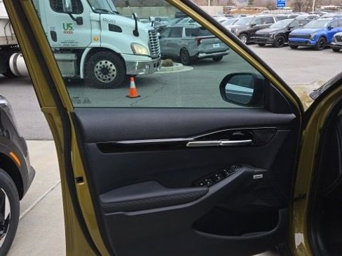 Used 2024 Kia Seltos SX image 8