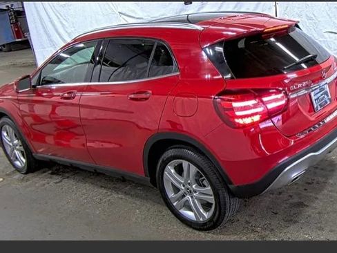 Used 2019 Mercedes-Benz GLA 250 4MATIC image 3