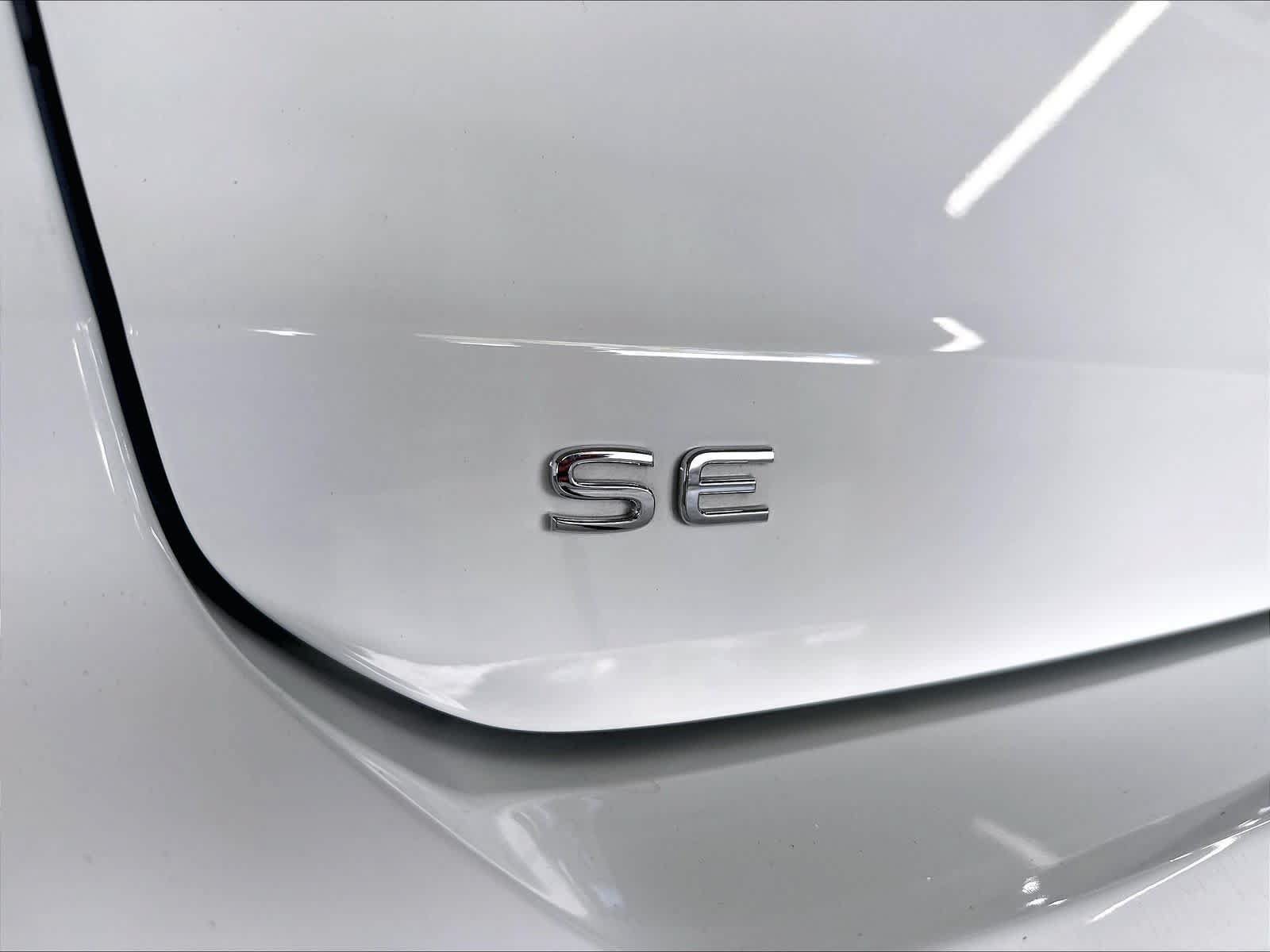 Used 2023 Volkswagen Taos SE FWD image 27
