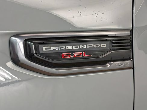 Used 2024 GMC Sierra 1500 AT4 w/ Technology Package AWD/4WD image 9