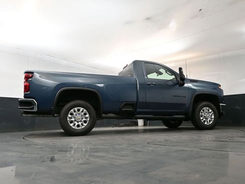 Used 2025 Chevrolet Silverado 2500 LT w/ Convenience Package AWD/4WD image 21