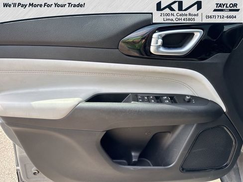 Used 2022 Jeep Compass Limited image 25