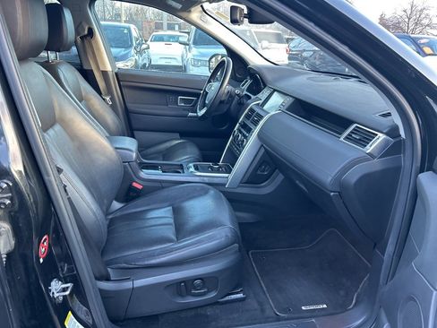 Used 2015 Land Rover Discovery Sport HSE image 16