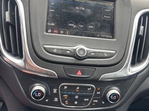Used 2019 Chevrolet Equinox LT AWD/4WD image 13