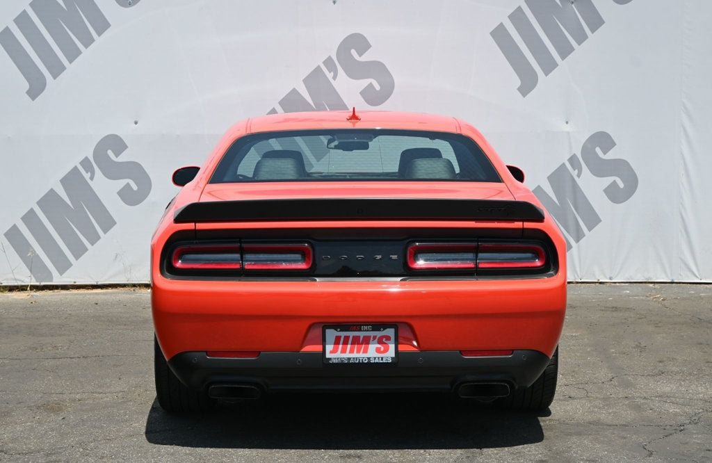 Used 2022 Dodge Challenger SRT Hellcat w/ Plus Package RWD image 14
