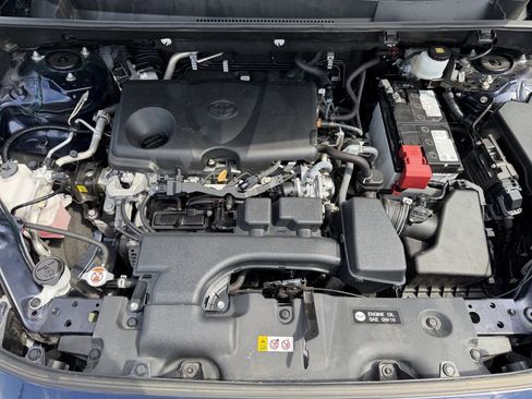 Used 2024 Toyota RAV4 XLE FWD image 31