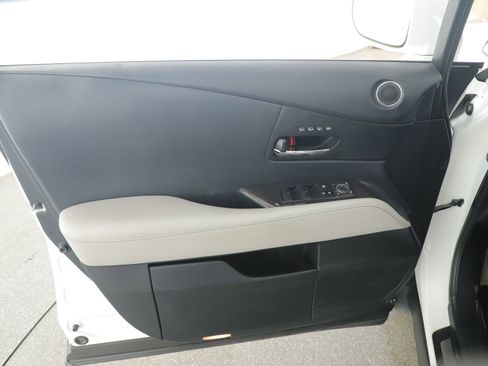 Used 2014 Lexus RX 450h FWD image 21